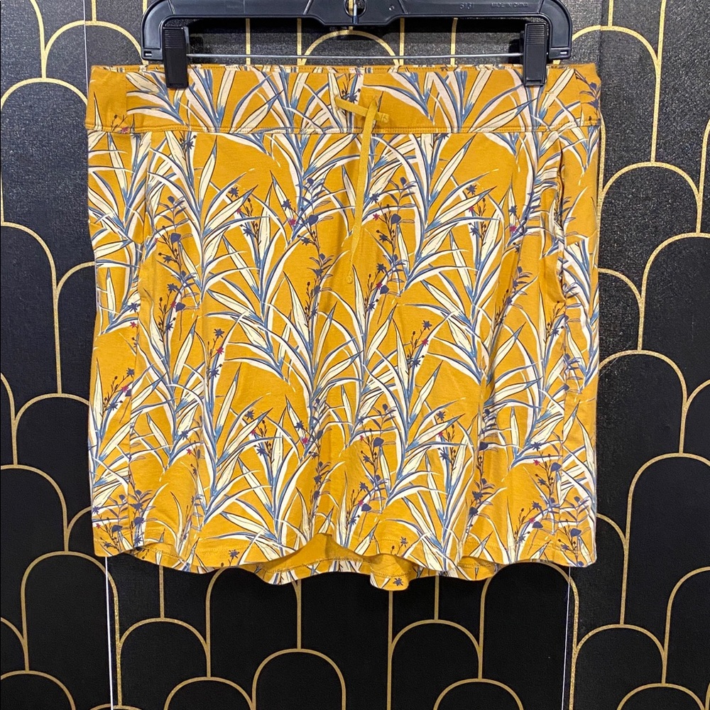 Kuhl skirt size medium